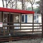 Mare E Pineta Κάμπινγκ 4*