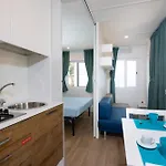 Κάμπινγκ Mare E Pineta 4*