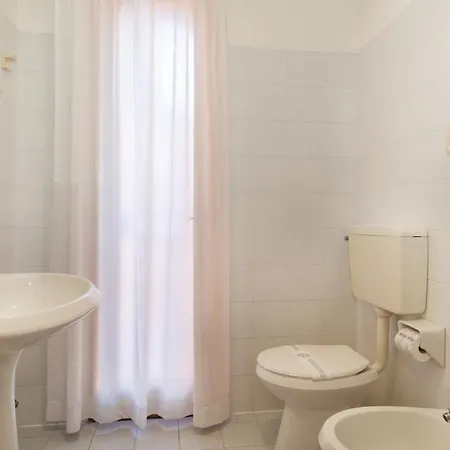 Mare E Pineta Кемпинг 4*