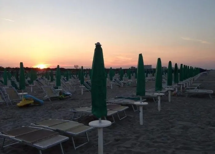 Mare E Pineta