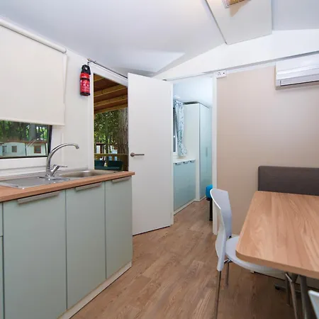 Mare E Pineta Camping 4*