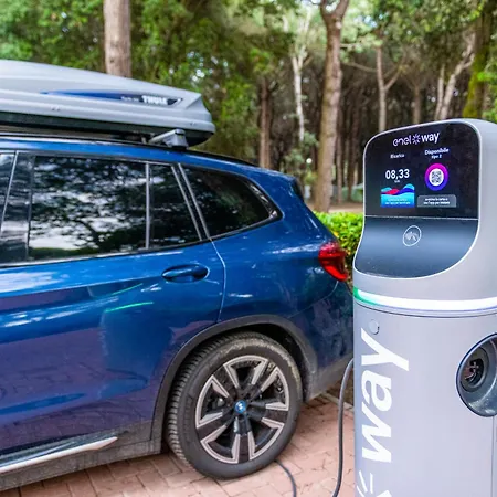 Mare E Pineta مكان تخييم