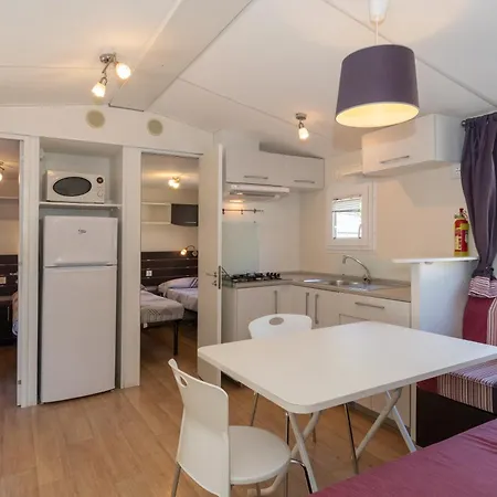 Mare E Pineta Camping 4*