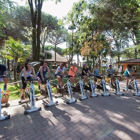 Mare E Pineta Camping