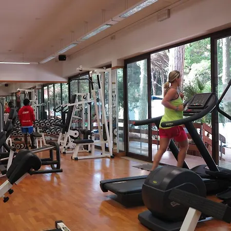 Camping Mare E Pineta