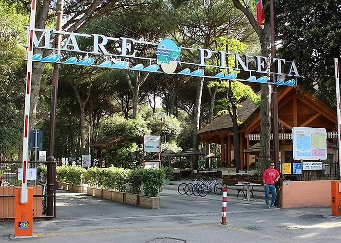 Kamp alanı Camping Mare E Pineta Lido di Spina
