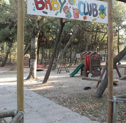 Camping Mare E Pineta 4*