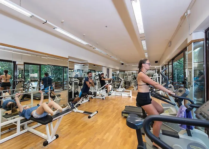 Camping Mare E Pineta 4*